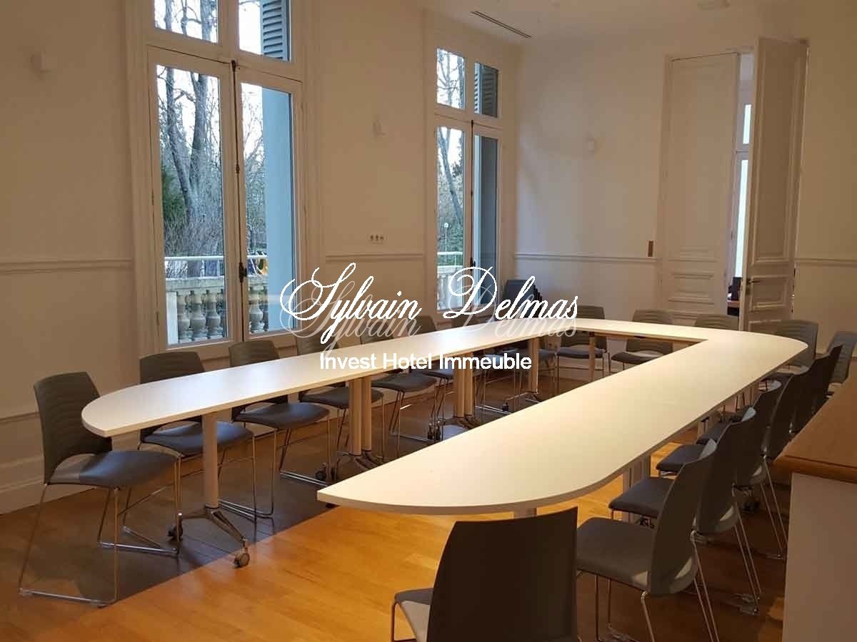 Immeuble de rapport - Centre TOURS - 8 appartements