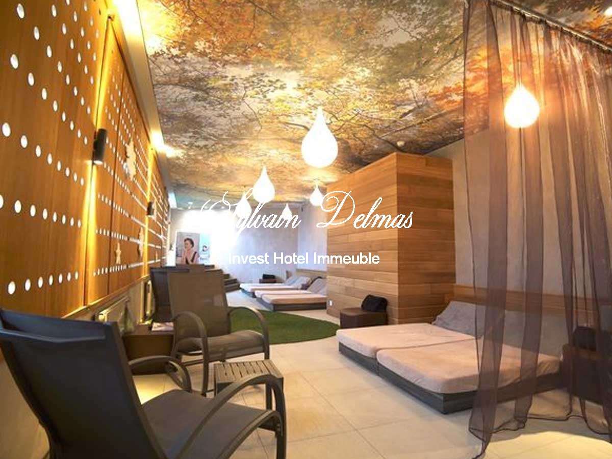 Complexe 4* avec Golf - 2h de Paris