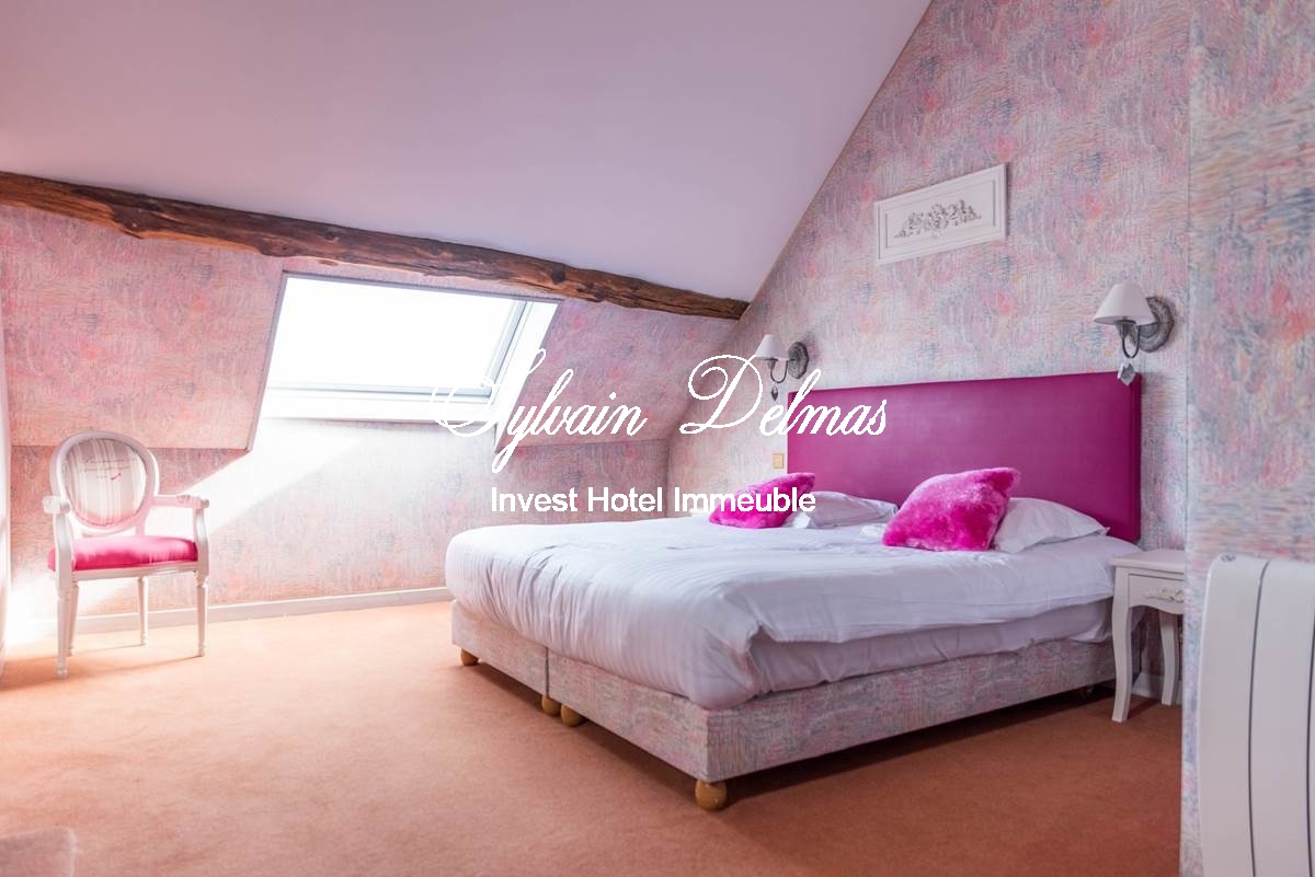 Château hôtel Directoire 4*  42 chambres au cœur de la Dordogne