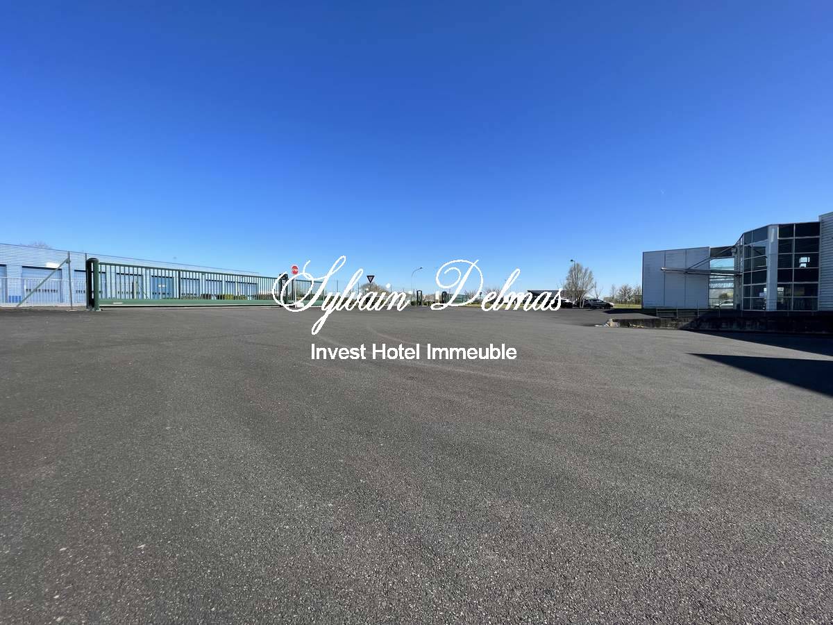 LOCAUX  INDSUSTRIELS BUREAUX ET STOCKAGES TOURS SUD