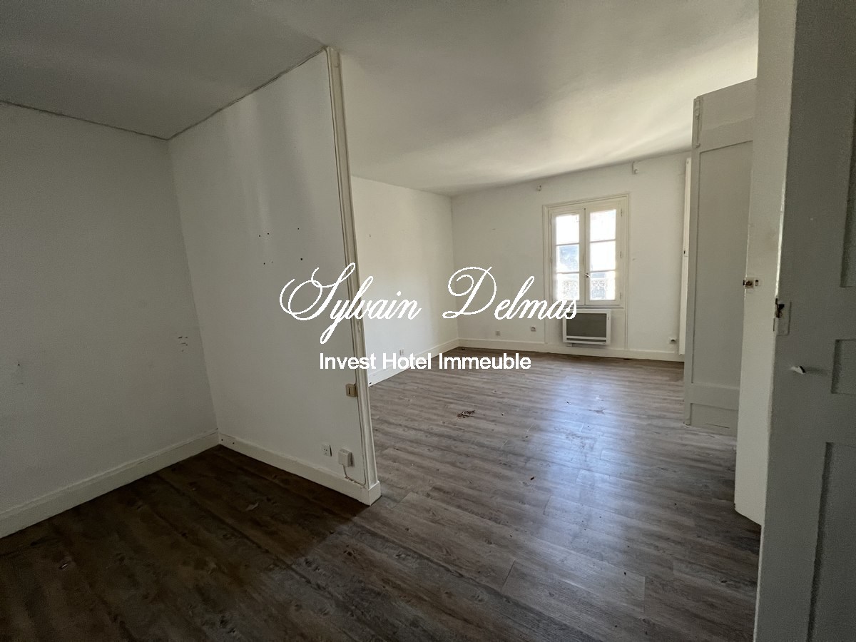 Immeuble à vendre à TOURS de 290m²