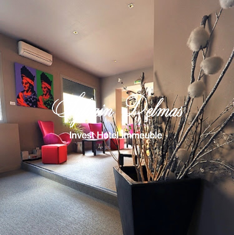 Hôtel à vendre à COGOLIN de 760m²