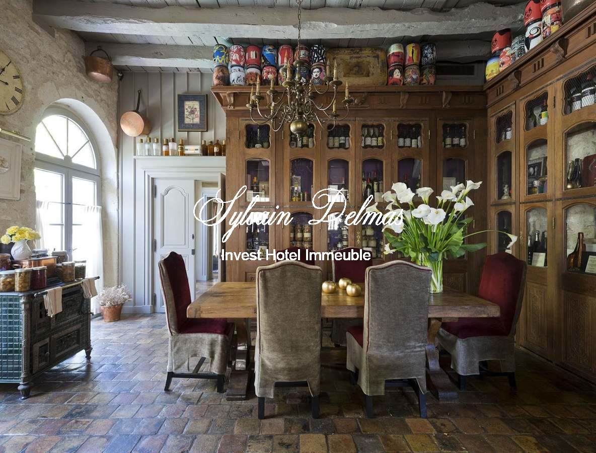 EXCEPTIONEL Hôtel restaurant étoilé au cœur d'une bastide