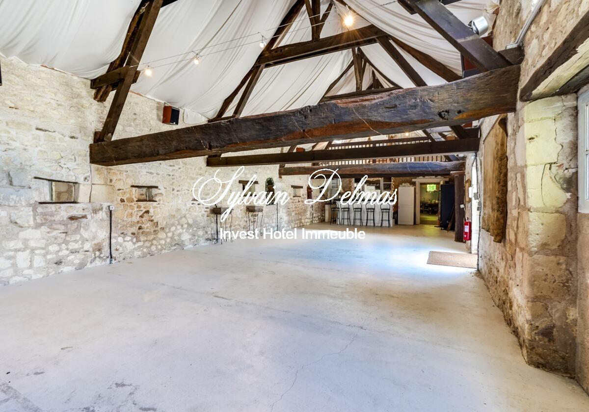 FABULEUX MANOIR DU XVème lieu d'événementiel et  mariage
