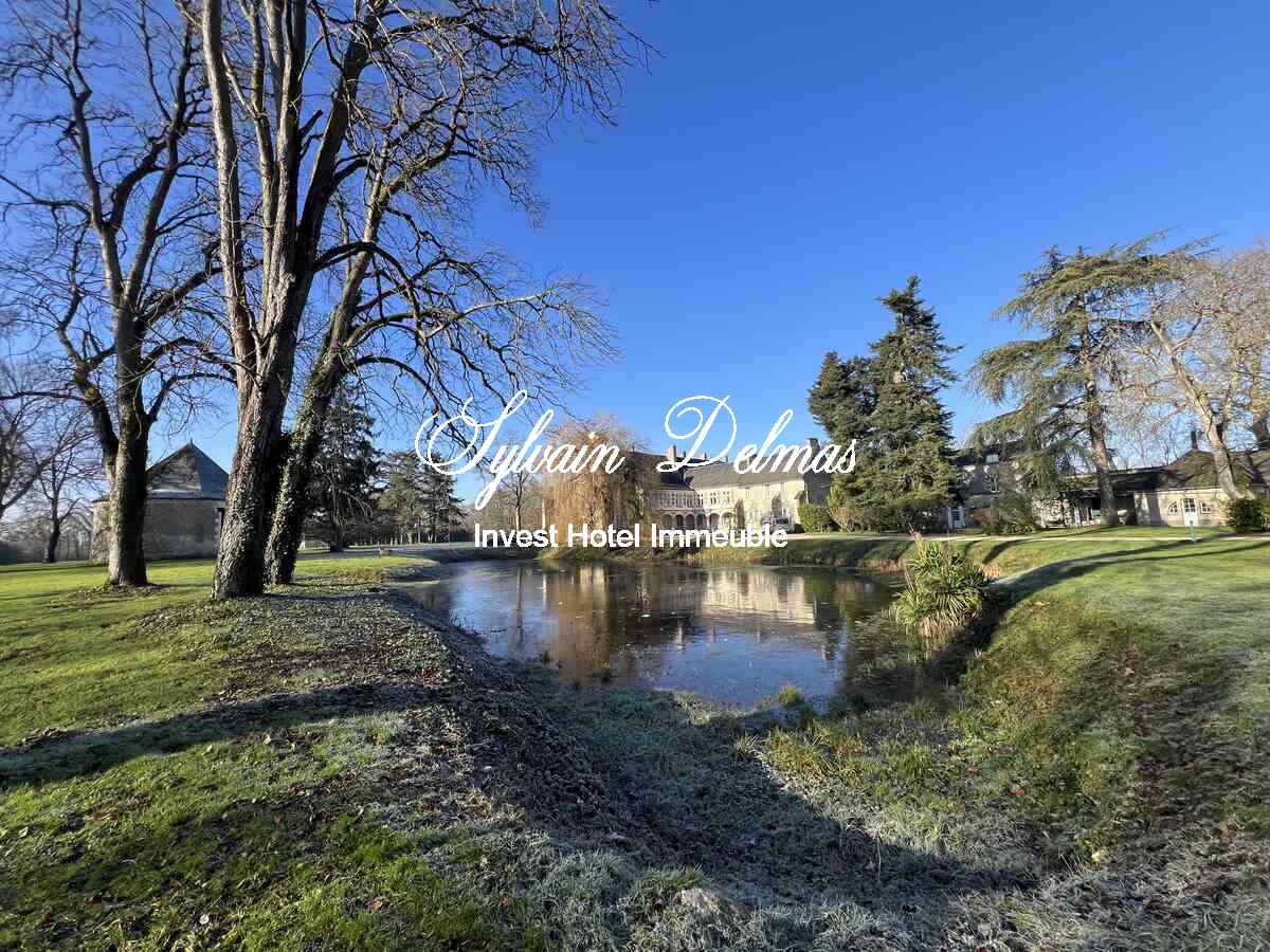 Château historique du XVIII ème à 30 minutes de Tours ancienne demeure de LAFAYETTE