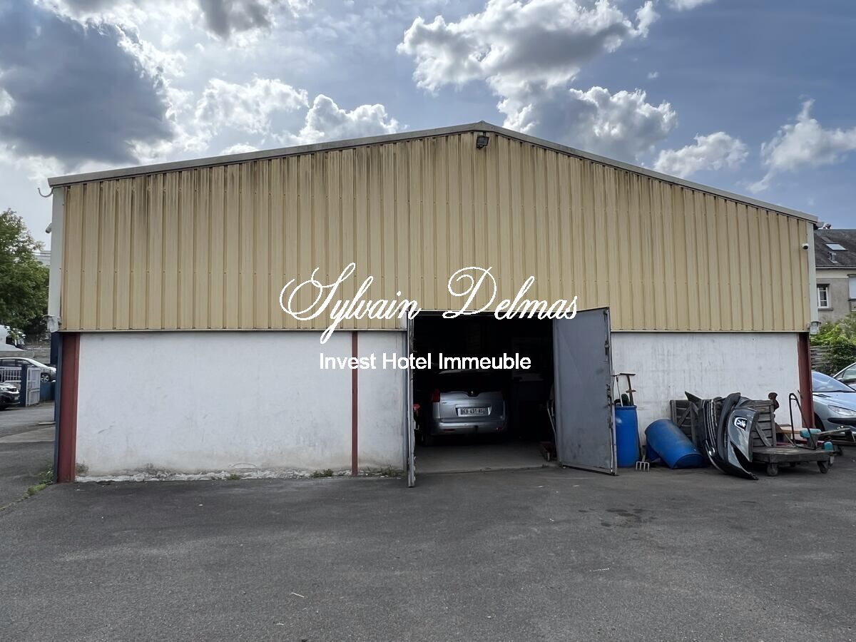 Local de garage Automobile à Tours de grande enseigne 
