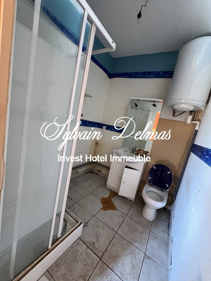 IMMEUBLE DE 1700 M2 42 APPARTEMENTS À RESTAURER TOTALEMENT