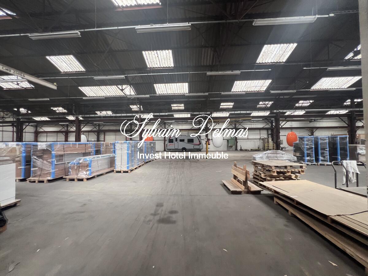 LOCAUX INDUSTRIELS 4000 M2 ET MAISON DU XIXème 800M2