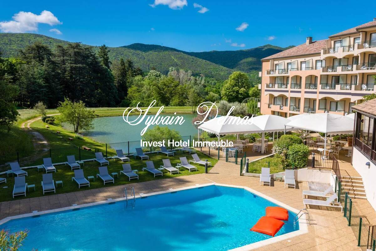 Hôtel restaurant spa 178 chambres proche de VALENCE (26)