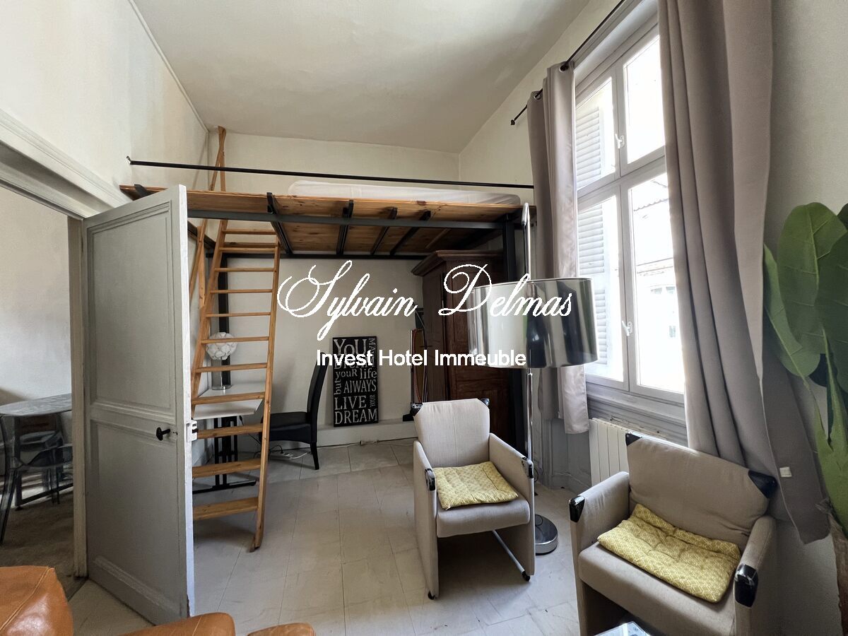 IMMEUBLE DE RAPPORT A SASIR CENTRE DE POITIERS