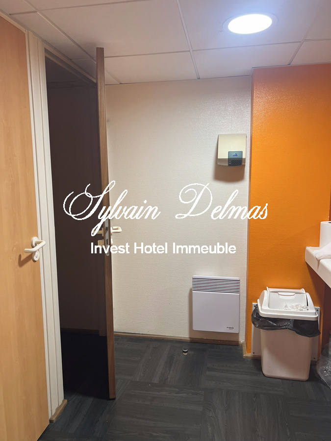 IMMEUBLE DE BUREAUX  Prix sacrifié