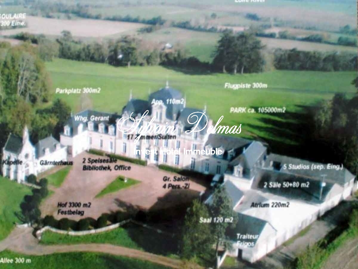 Chateau XVIIIe proche d'ANGERS - 1900 m² - 24 chambres