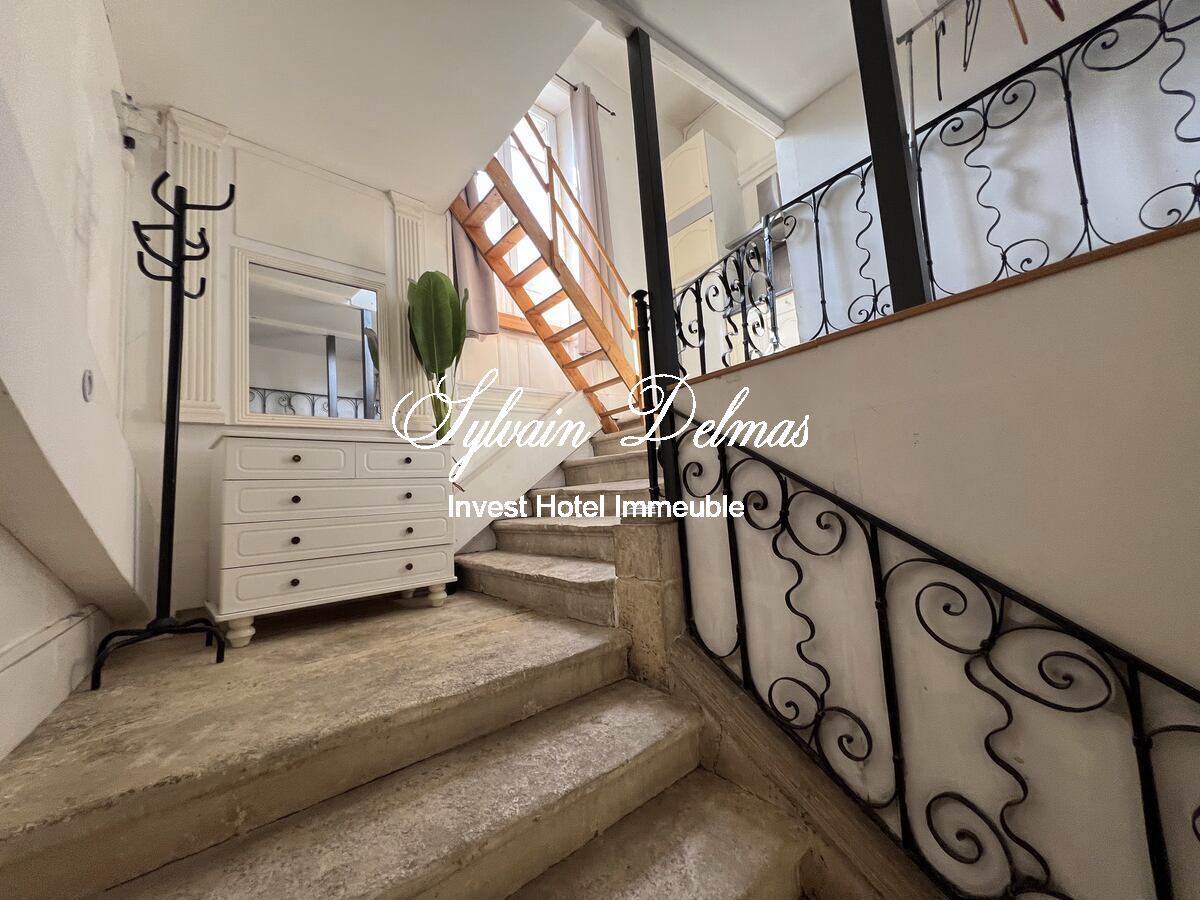 IMMEUBLE DE RAPPORT A SASIR CENTRE DE POITIERS