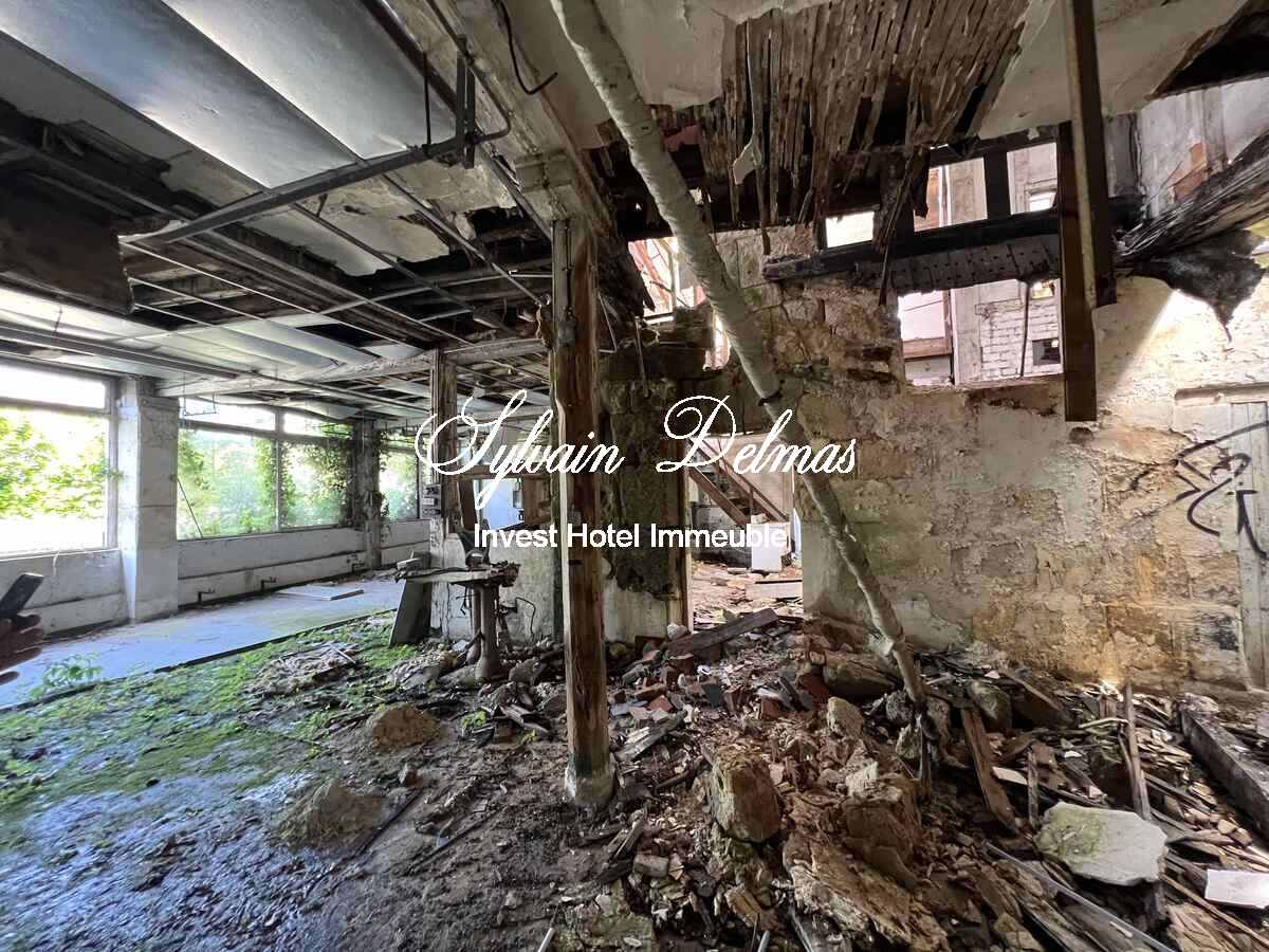 Quartier historique de Vendôme Immeuble de 1000 M2 à restaurer 